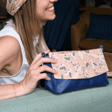 Flap of shoulder bag oiseau bandana