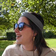 Wire headband retro gaze pailletée gris anthracite