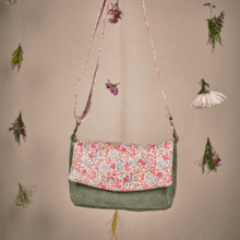 Flap of shoulder bag porcelaine rosée