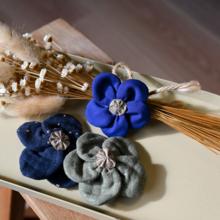 Mini Flower petal hair slide navy blue