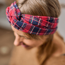 crossed headband tartan rouge