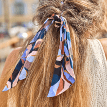 Long tail scrunchie vague d'automne