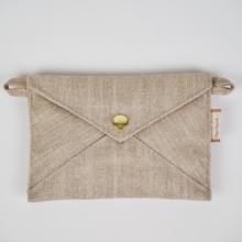 Little envelope clutch golden linen